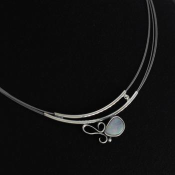 Collier mit Opal